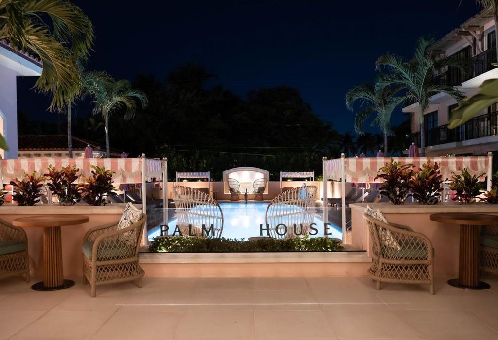Palm House Hotel Palm Beach Extérieur photo